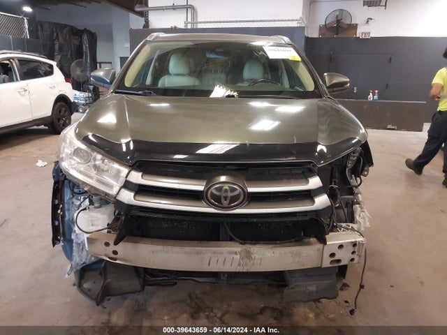 Toyota Highlander Xle 2017 5TDJZRFH9HS391072 Image 13