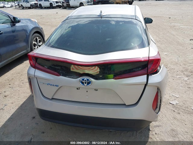 Toyota Prius Prime Premium 2017 JTDKARFP3H3049704 Image 16