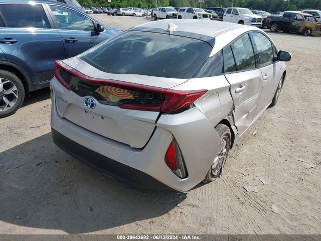 Toyota Prius Prime Premium 2017 JTDKARFP3H3049704 Image 4