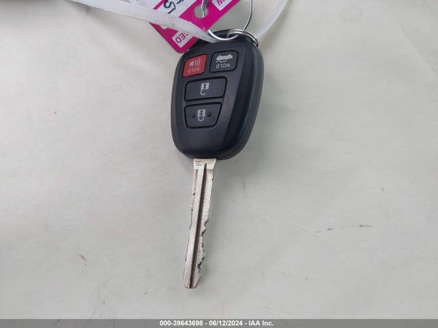 Toyota Corolla S Plus 2016 5YFBURHEXGP410113 Image 11