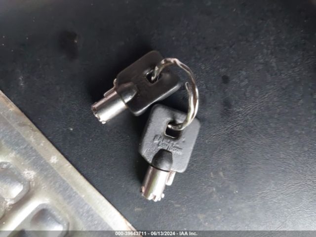 2000 HARLEY-DAVIDSON FXDS 1HD1GGV16YY321921 Photo 10