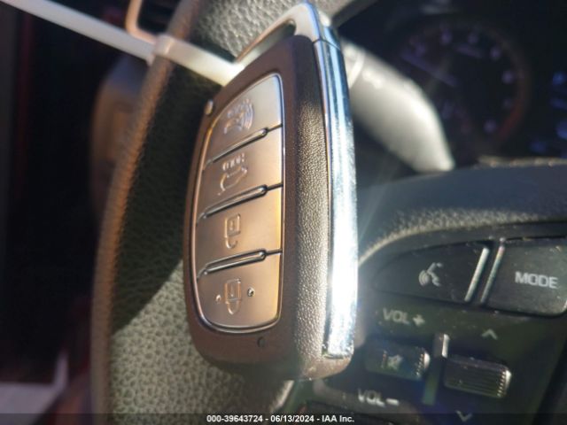 KM8J33A47LU131966 Hyundai Tucson Value
