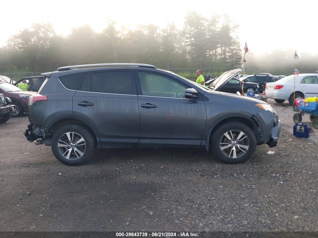 Toyota Rav4 Xle 2017 JTMRFREV8HD201759 Image 13