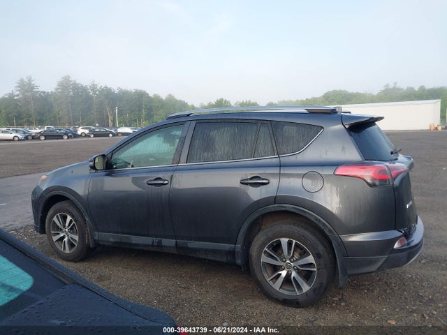 Toyota Rav4 Xle 2017 JTMRFREV8HD201759 Image 14