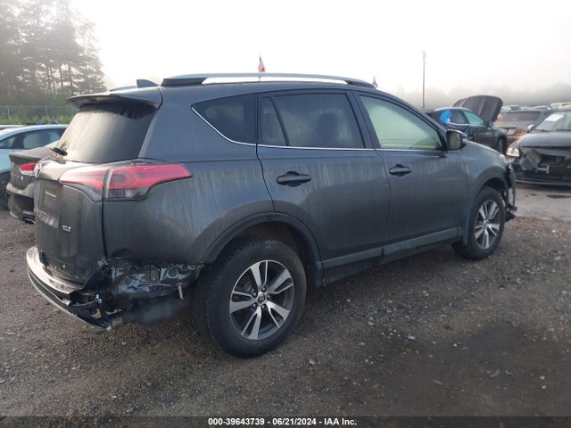 Toyota Rav4 Xle 2017 JTMRFREV8HD201759 Image 4