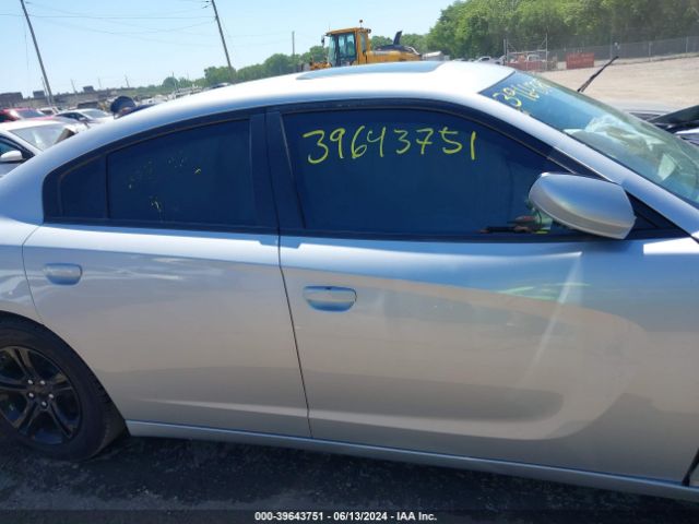 2C3CDXBG7NH122687 Dodge Charger Sxt Rwd
