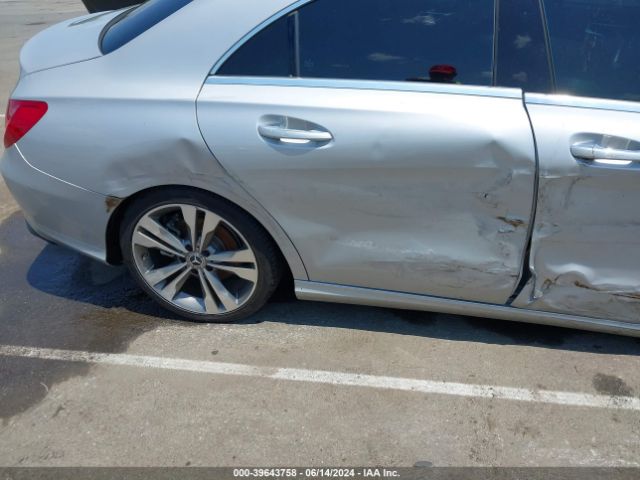 WDDSJ4GB9KN727475 Mercedes-Benz CLA 250 4MATIC