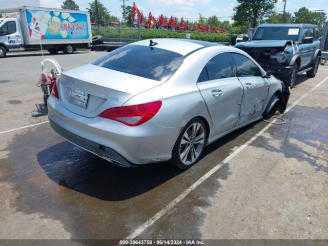 WDDSJ4GB9KN727475 Mercedes-Benz CLA 250 4MATIC