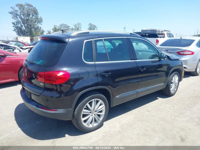 WVGAV7AX2GW525476 Volkswagen TIGUAN SE