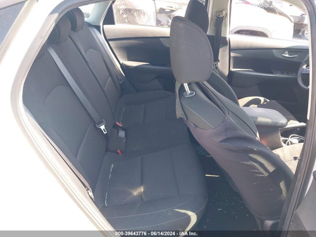 KIA Forte Lxs 2019 3KPF24AD7KE093428 Image 8