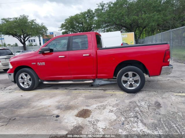 1C6RR7GT1HS555472 RAM 1500 Big Horn Quad Cab 4x4 6'4 Box