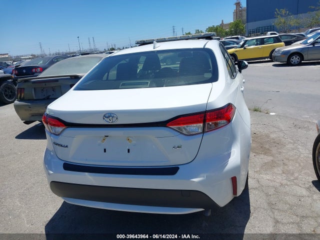 Toyota COROLLA LE 2022 JTDEPMAEXN3015226 Image 16