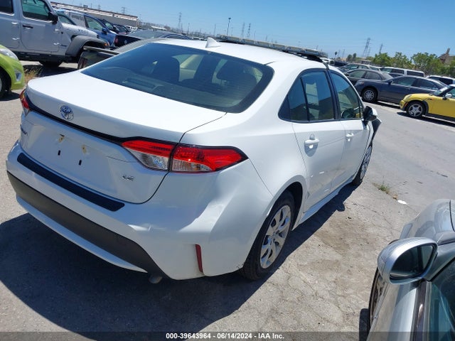Toyota COROLLA LE 2022 JTDEPMAEXN3015226 Image 4