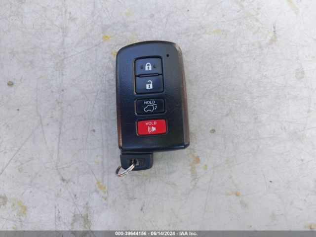 5TDJGRFH7KS071360 Toyota Highlander Hybrid Xle