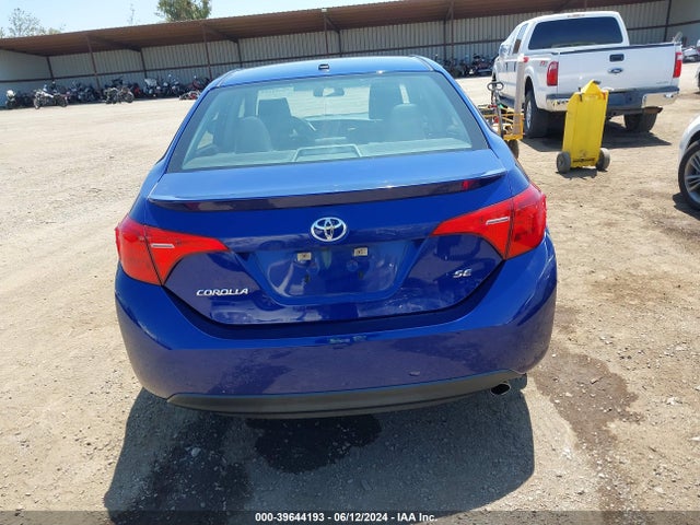 Toyota COROLLA SE 2018 5YFBURHE3JP766796 Image 17