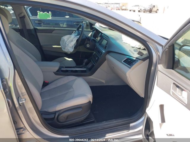 5NPE24AFXGH267850 Hyundai SONATA SE