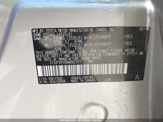 2T3ZFREV9GW262121 Toyota RAV4 LE