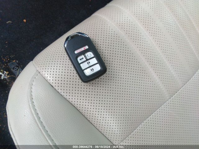1HGCV2F9XKA000084 Honda Accord Touring 2.0t