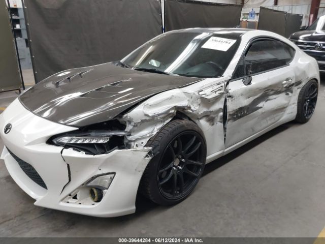 JF1ZNAA12F9707679 Scion FR-S
