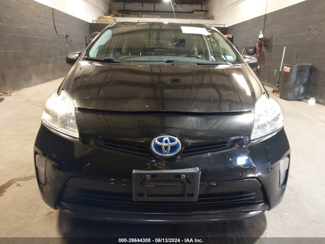 Toyota Prius Three 2014 JTDKN3DU9E0380472 Image 12