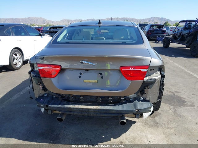 Jaguar Xe 35t Premium 2017 SAJAJ4BV9HA974374 Image 17
