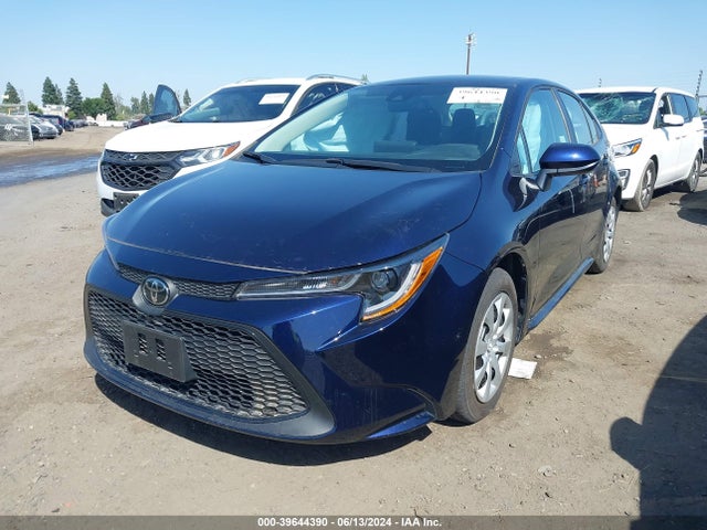 Toyota COROLLA LE 2022 5YFEPMAE2NP385531 Image 2