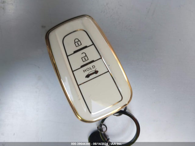 JTDEAMDE7MJ032380 Toyota Corolla Hybrid Le