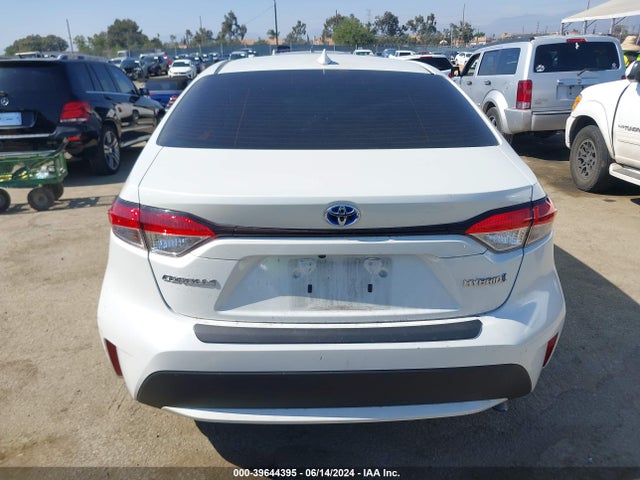 JTDEAMDE7MJ032380 Toyota Corolla Hybrid Le