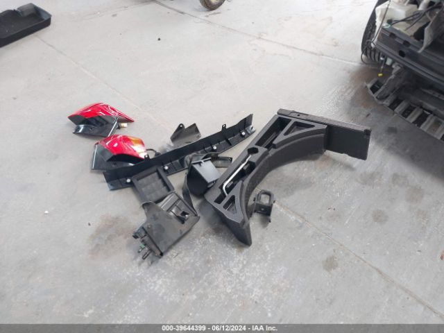 JA4AP3AU3JU007774 Mitsubishi Outlander Sport 2.0 Le