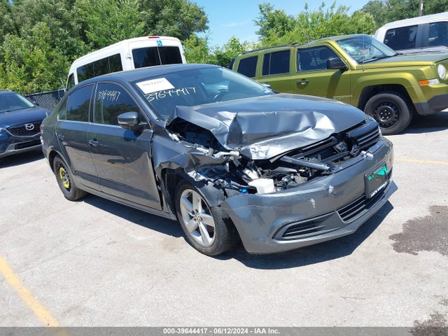 2014 3VWLL7AJ4EM389702 main image