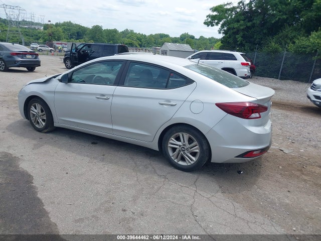 Hyundai ELANTRA SEL 2019 5NPD84LF8KH456898 Image 3