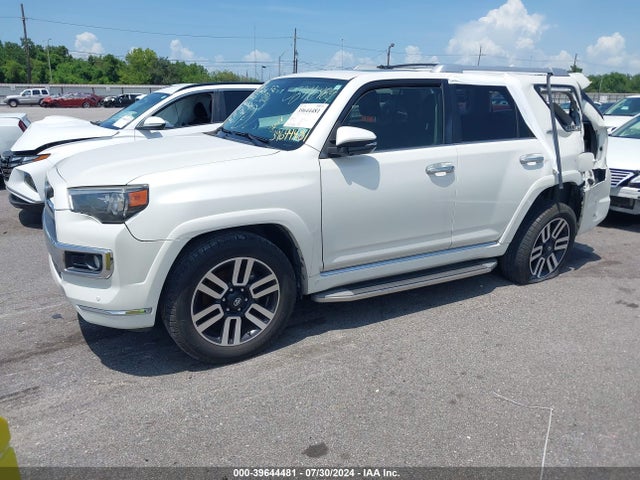 Toyota 4runner Limited 2014 JTEZU5JR2E5067064 Image 2