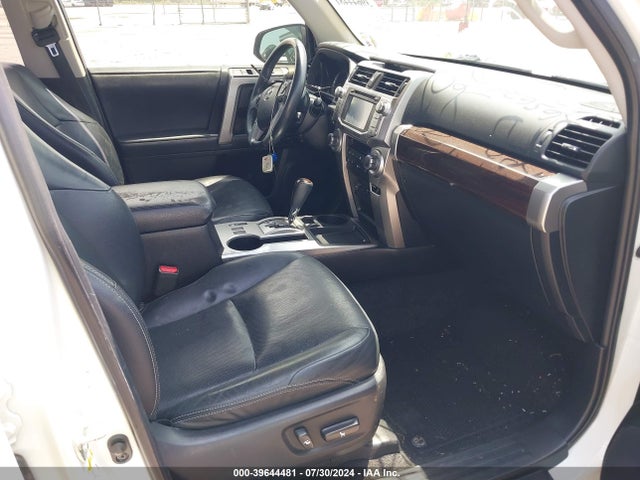 Toyota 4runner Limited 2014 JTEZU5JR2E5067064 Image 5