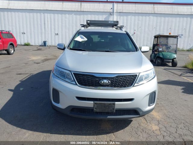 5XYKTDA75FG584238 KIA Sorento Lx V6