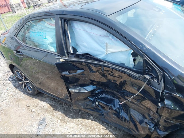 Toyota COROLLA SE 2017 5YFBURHE3HP708164 Image 13