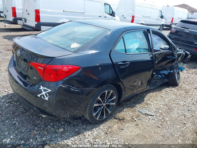 Toyota COROLLA SE 2017 5YFBURHE3HP708164 Image 4