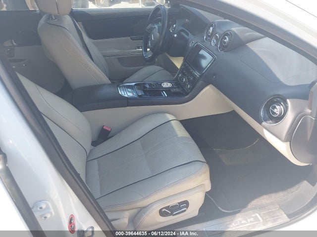 2014 JAGUAR XJ SAJWA2GTXEMV72973 Photo 4