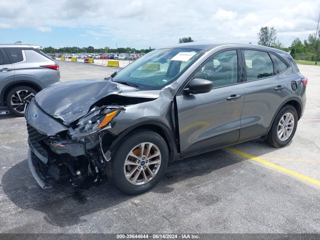Ford ESCAPE S 2022 1FMCU0F64NUB65977 Image 2
