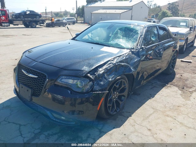 Chrysler 300 300s 2019 2C3CCABG0KH697953 Image 2