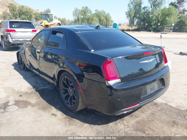 Chrysler 300 300s 2019 2C3CCABG0KH697953 Image 3