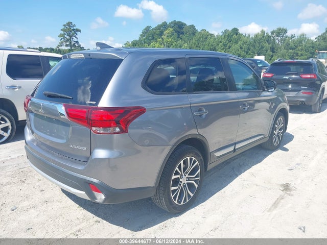 JA4AZ2A32HZ036661 Mitsubishi Outlander Es