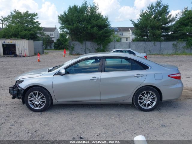 4T4BF1FK0FR466469 Toyota CAMRY LE