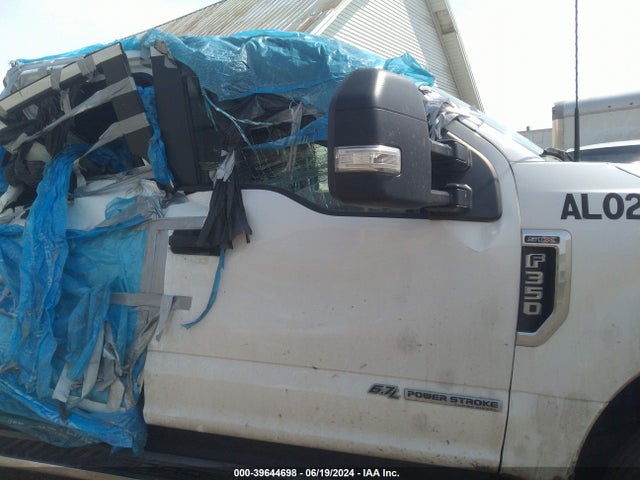 2022 Ford F-350 Xl მანქანა იყიდება აუქციონზე, vin: 1FT8W3DT3NED37988, აუქციონის ნომერი: 39644698