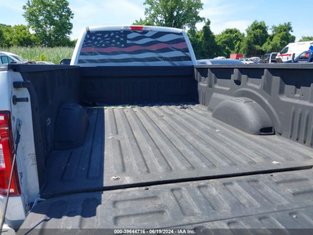 1FTMF1E52JKF69660 Ford F-150 Xl