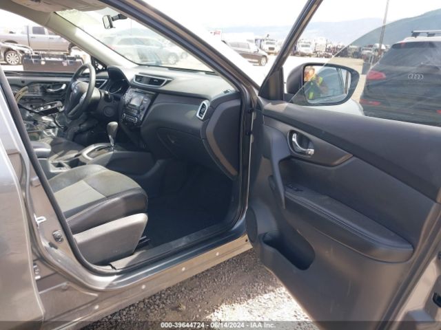 KNMAT2MV9FP553145 Nissan ROGUE SV
