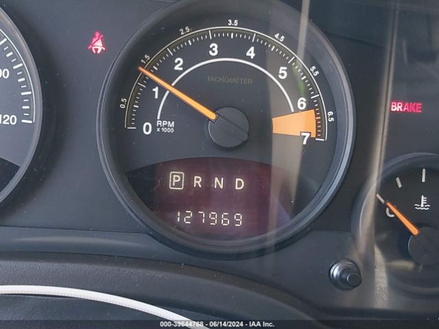 1C4NJPBA6FD419652 Jeep Patriot Sport