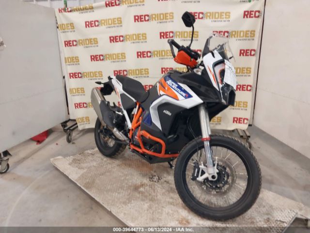 2022 KTM 1290 VBKV59409NM951642