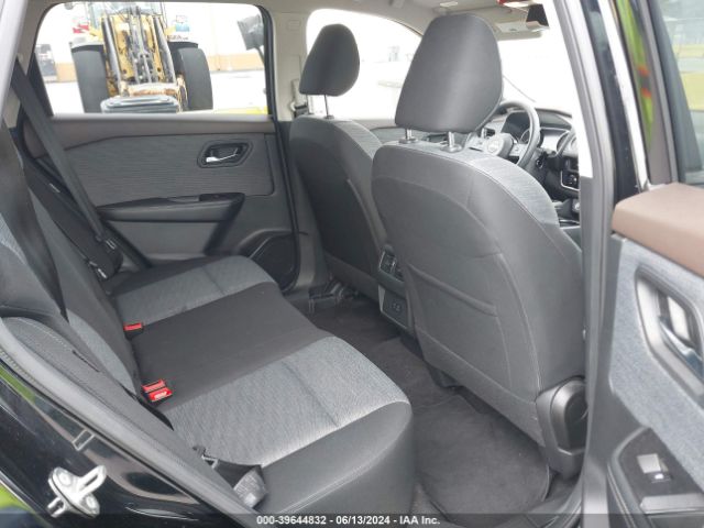 JN8BT3BA7PW408630 Nissan Rogue Sv Fwd
