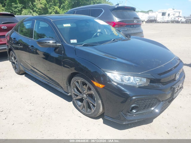 39644835 :رقم المزاد ، SHHFK7G47JU217004 vin ، 2018 Honda Civic Sport مزاد بيع