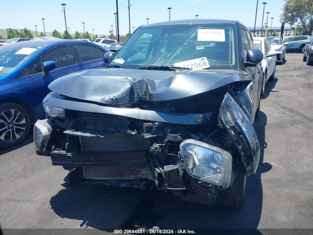 KNDJ23AU5N7814077 KIA SOUL LX